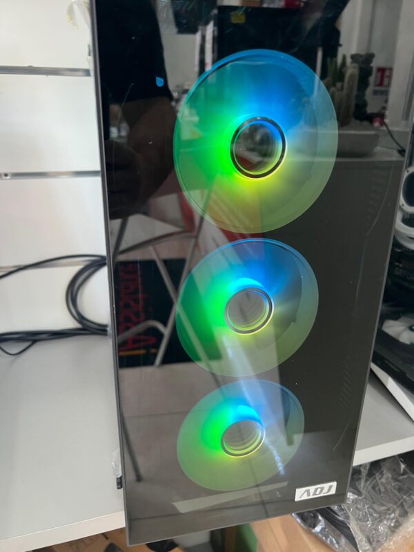 Pc  da 680 + Kit tastiera e mouse + wifi + monitor 24" msi + casse